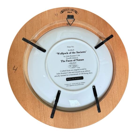 Julie Kramer Cole The Faces of Nature Wolfpack Of The Ancients Collector Plate - Picture 2 of 3